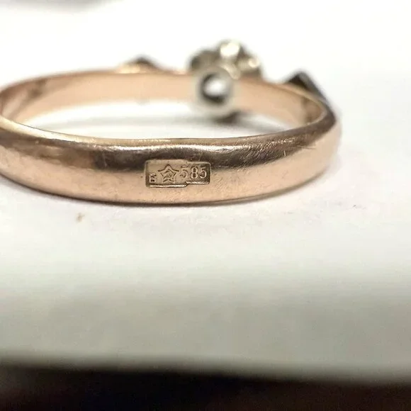 Vintage Russian USSR Solid 14K 585 Rose Pink White Gold Diamond Buttercup Ring